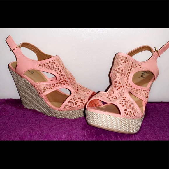 Qupid wedge heels. - Picture 1 of 1